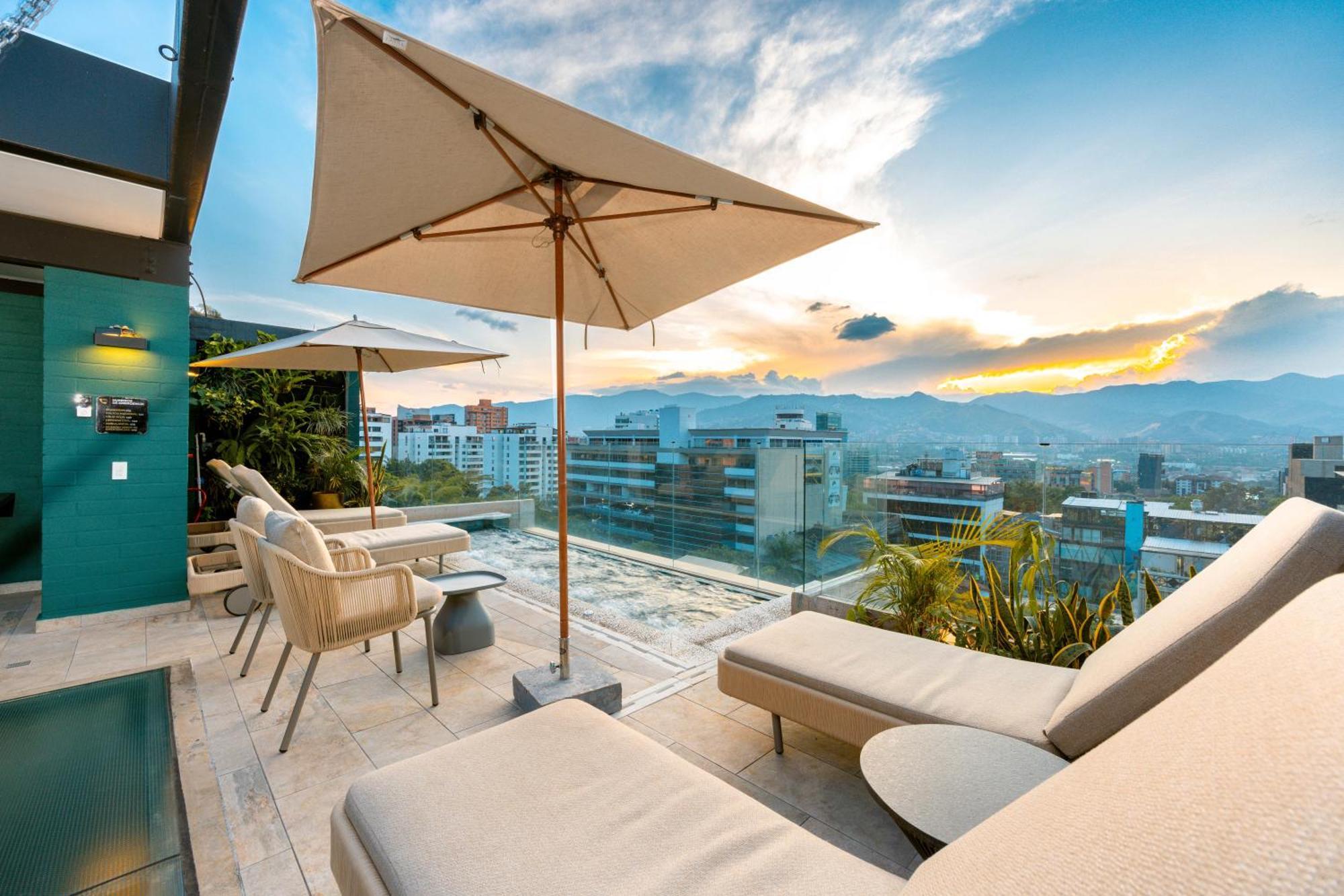 Celestino Boutique Hotel & Spa メデジン エクステリア 写真